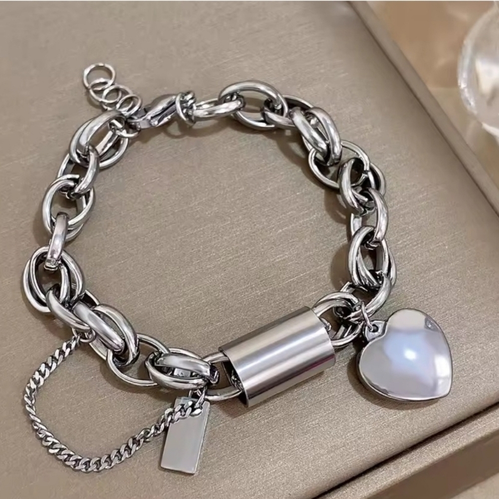 Silver Heart Charm Bracelet